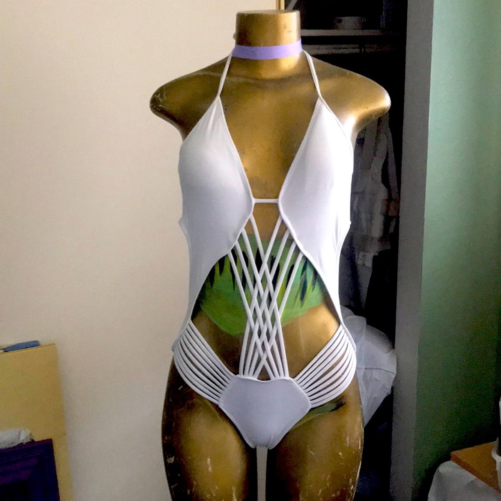 Bathing suit